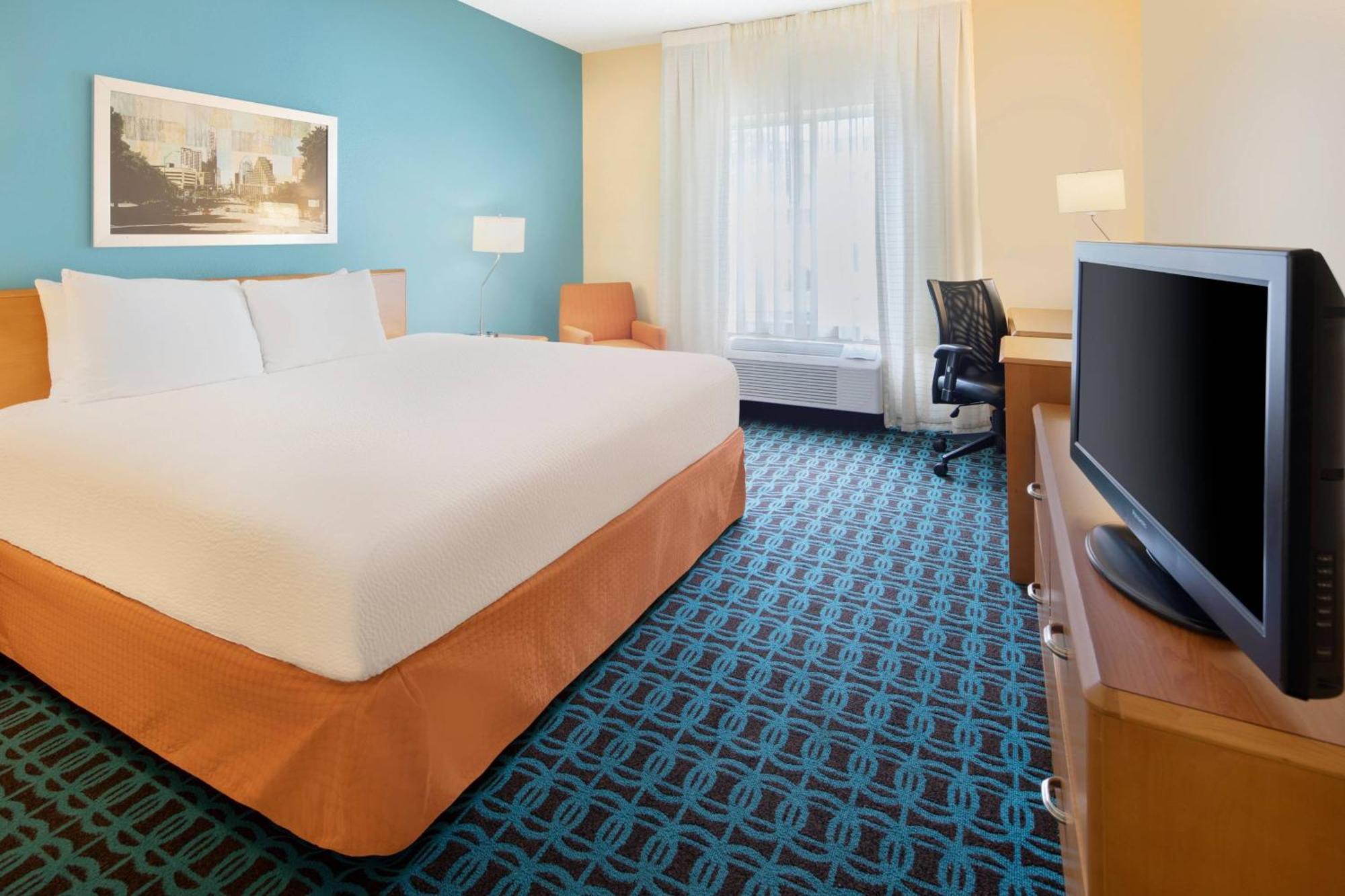 Fairfield Inn & Suites Austin University Area Exterior foto