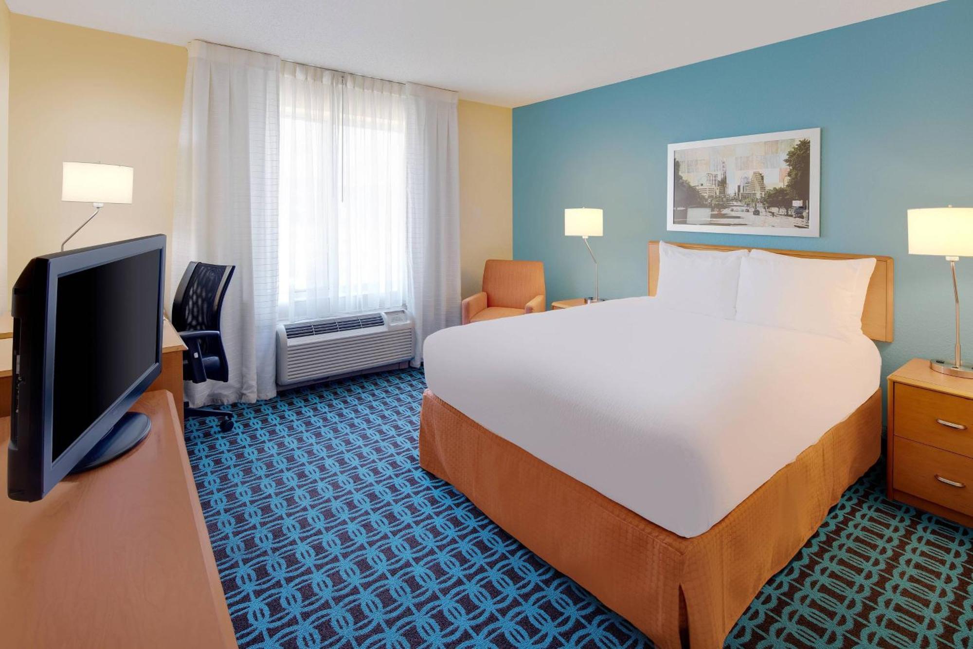 Fairfield Inn & Suites Austin University Area Exterior foto